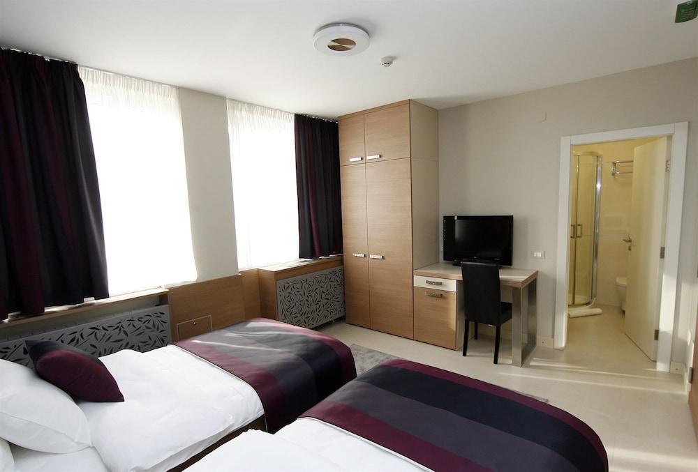 Hotel Srbija Garden-Free Parking Белград Экстерьер фото
